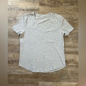 Lululemon Love V Tee Shirt